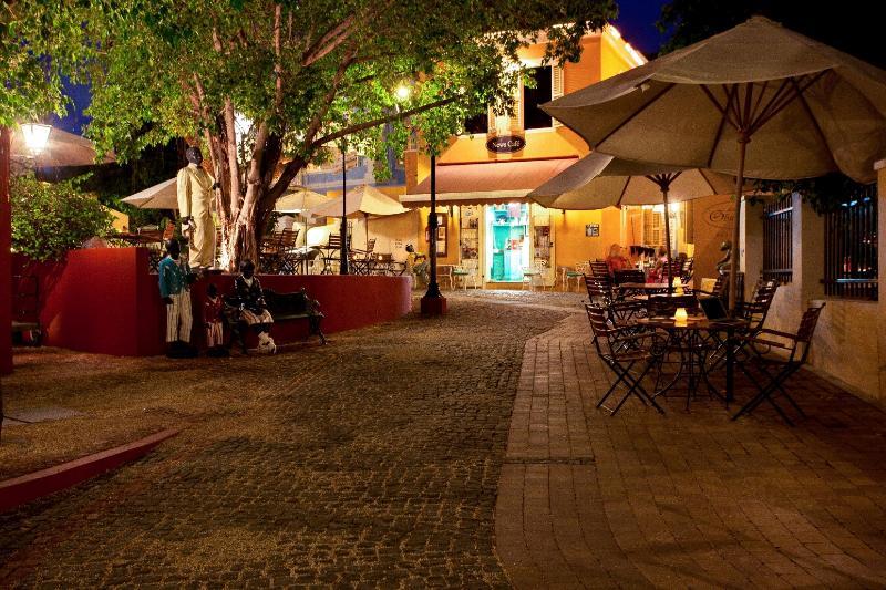 Kura Hulanda Lodge & Beach Club Westpunt Exterior photo