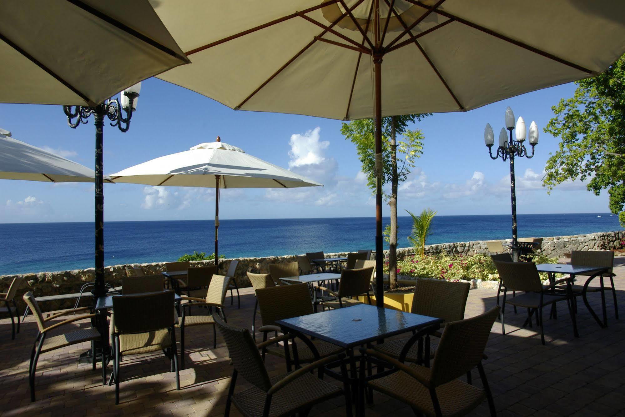 Kura Hulanda Lodge & Beach Club Westpunt Exterior photo
