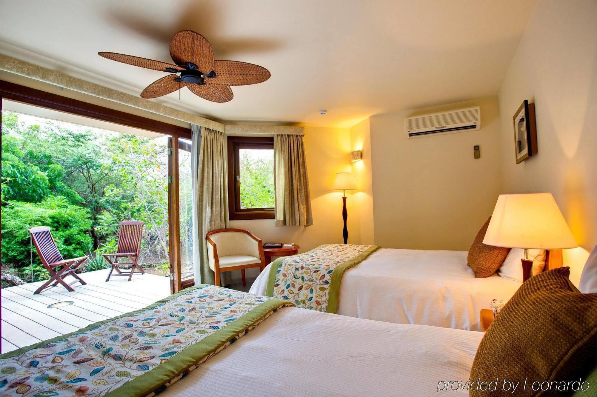 Kura Hulanda Lodge & Beach Club Westpunt Room photo